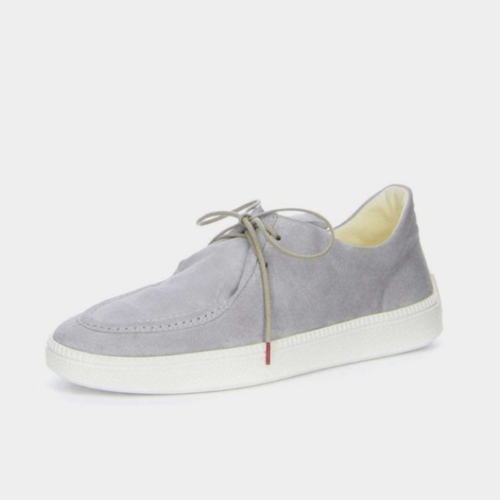 Think! Women’s Cute Gray Lace Up Suede Boat Shoe - Size 10. Like new!